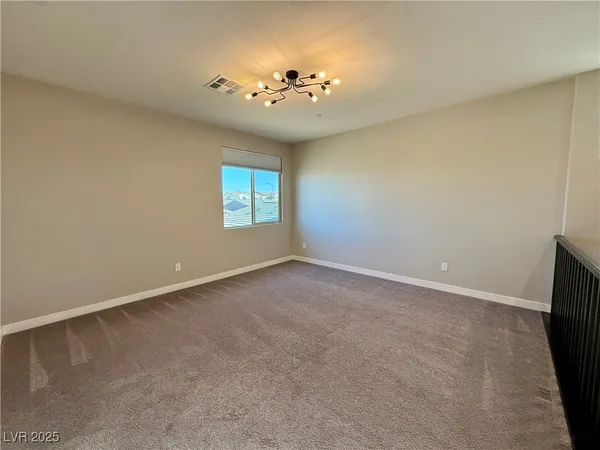 $2,768 | 936 East Sunset Road, Henderson, NV 89011