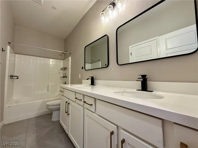 $2,873 | 936 East Sunset Road, Henderson, NV 89011