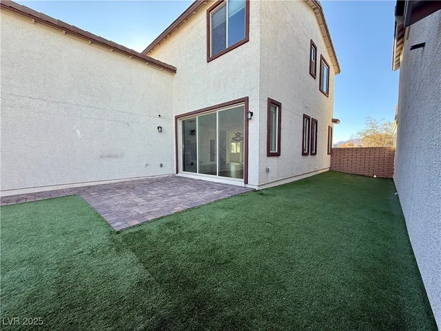 $2,873 | 936 East Sunset Road, Henderson, NV 89011