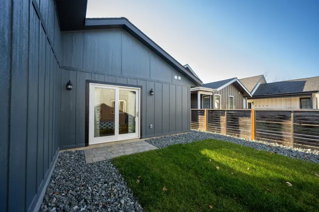 $615,000 | 172 Dustarr Lane, Unit PONDERAY, Ponderay, ID 83852