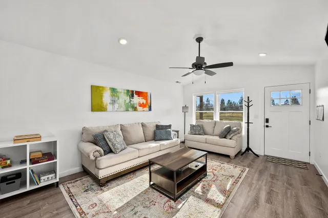 $615,000 | 172 Dustarr Lane, Unit PONDERAY, Ponderay, ID 83852