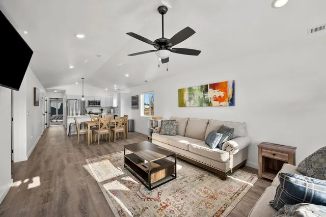 $615,000 | 172 Dustarr Lane, Unit PONDERAY, Ponderay, ID 83852