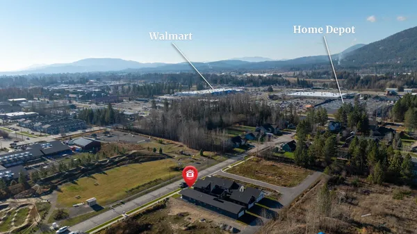 $615,000 | 172 Dustarr Lane, Unit PONDERAY, Ponderay, ID 83852