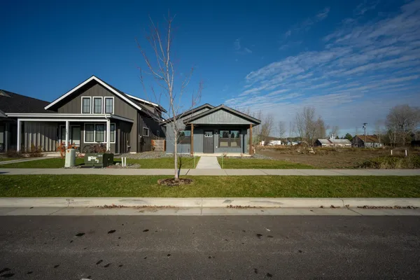 $615,000 | 172 Dustarr Lane, Unit PONDERAY, Ponderay, ID 83852