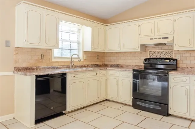 $370,000 | 3119 Tadmore Court, Dacula, GA 30019