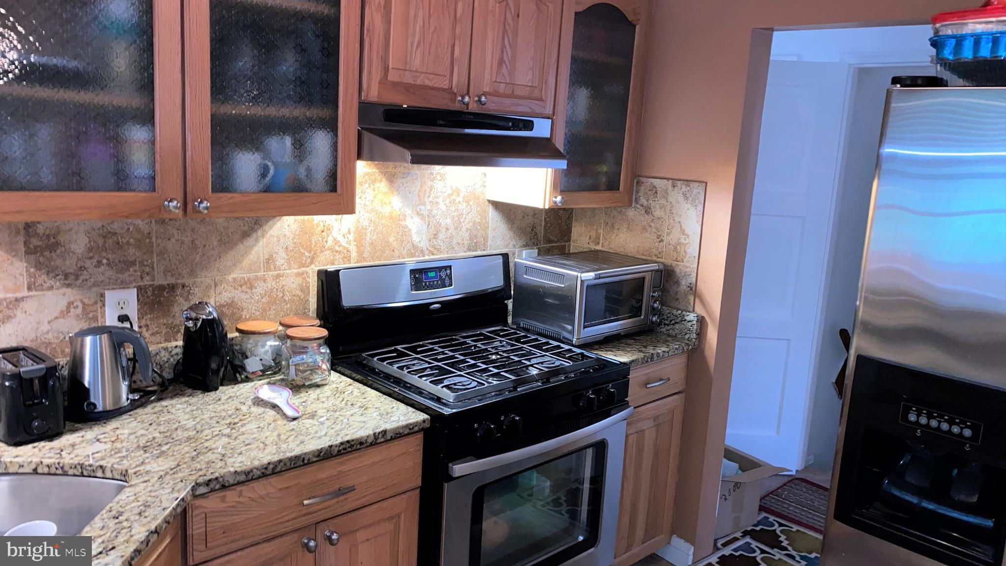 4403 Wakefield Road Baltimore, MD 21216 - Photo 10 of 17 Kitchen