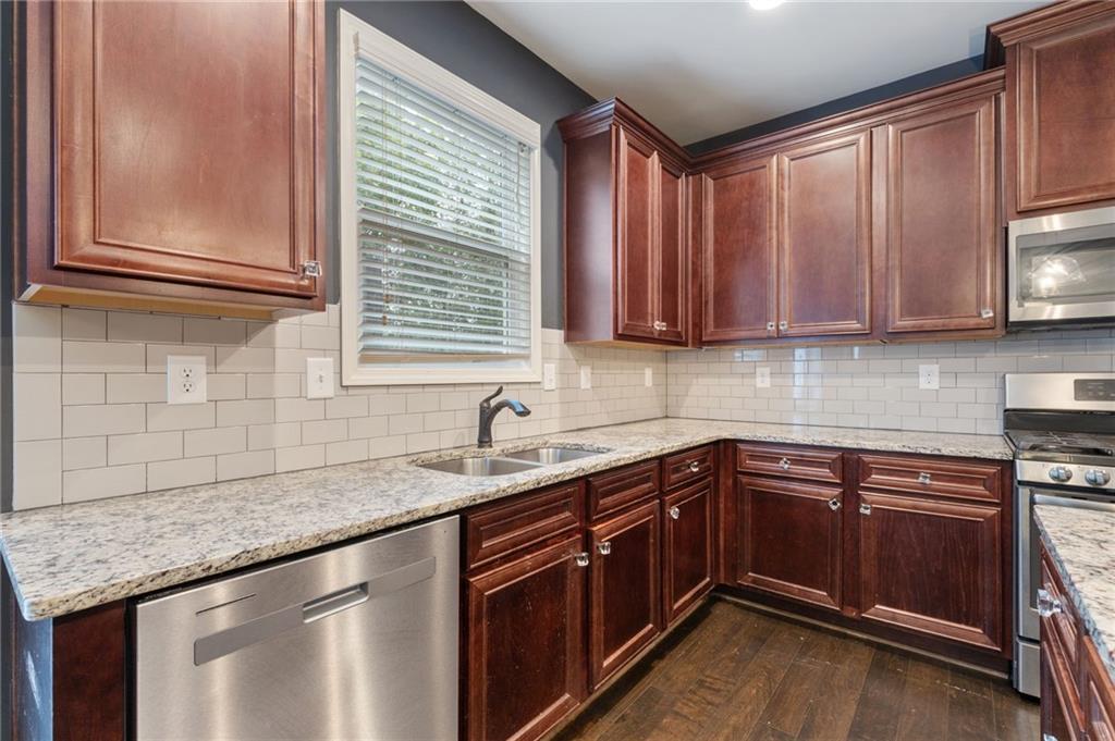 1023 Ruddy Duck Drive Jefferson, GA 30549 - Photo 21 of 69