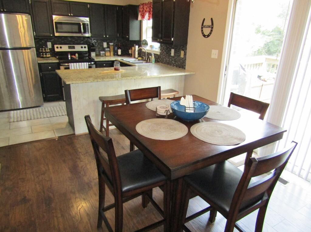 3116 High Ridge Drive Lexington, KY 40517 - Photo 13 of 28 dining-kitchen 2