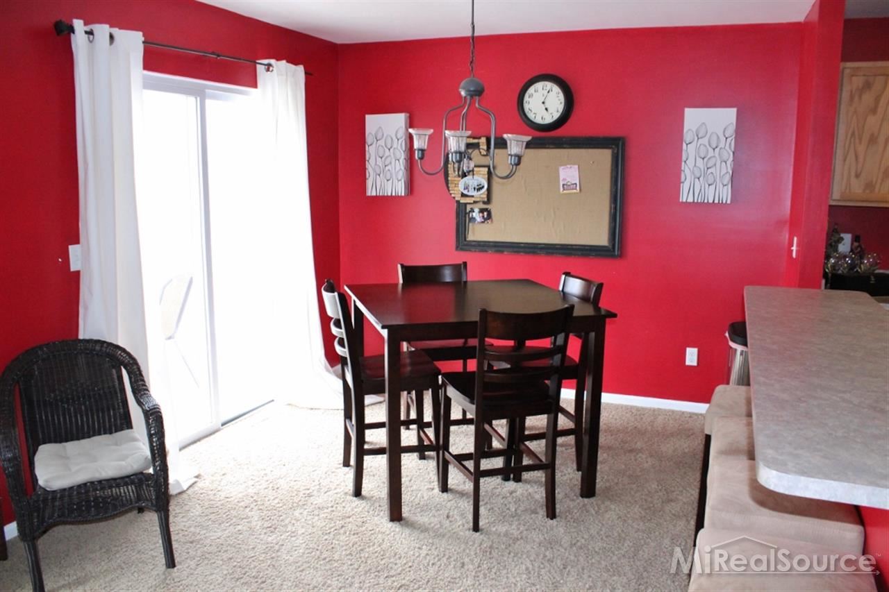45613 Heather Ridge Drive Macomb, MI 48044 - Photo 5 of 12 31209323-4.JPG