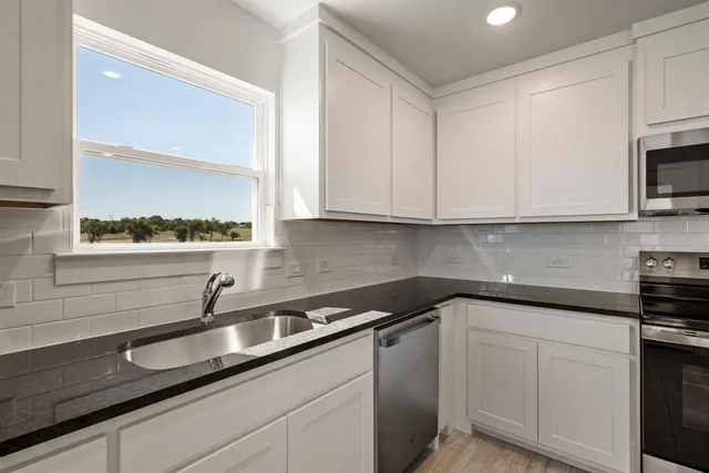 $350,000 | 1016 Gatlin Circle, Springtown, TX 76082