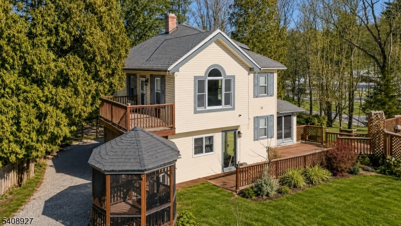 1 Old Dingmans Road Layton, NJ 07851 - Photo 1 of 45