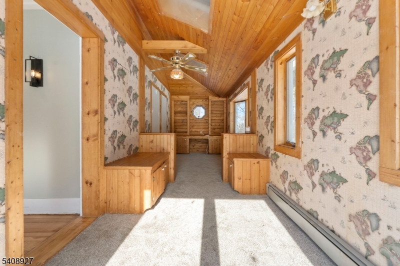 1 Old Dingmans Road Layton, NJ 07851 - Photo 21 of 45