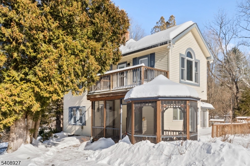 1 Old Dingmans Road Layton, NJ 07851 - Photo 4 of 45