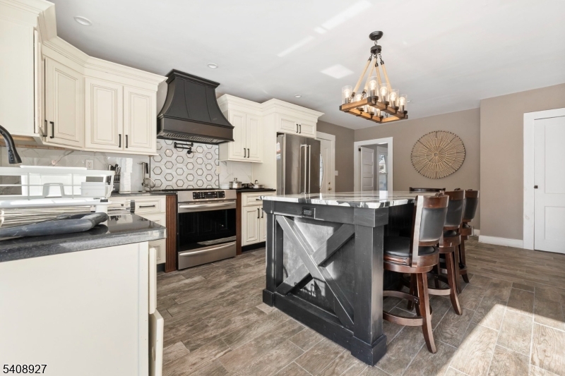 1 Old Dingmans Road Layton, NJ 07851 - Photo 8 of 45