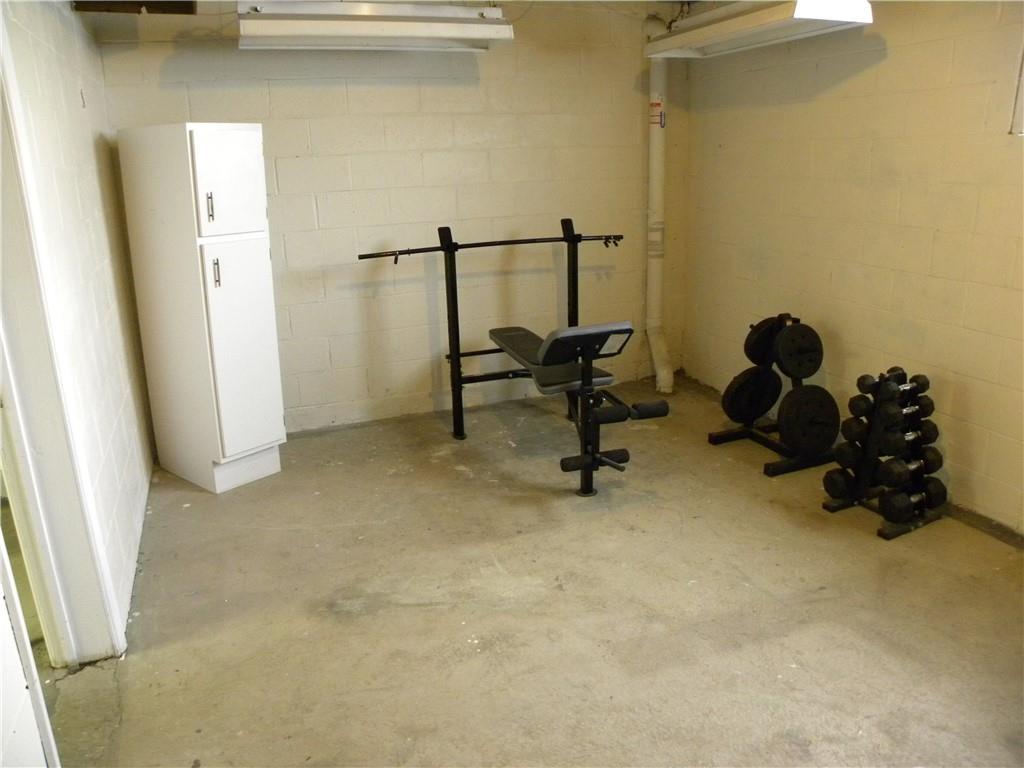 111 Washington Road Pittsburgh, PA 15221 - Photo 22 of 25 Gallery Image 22