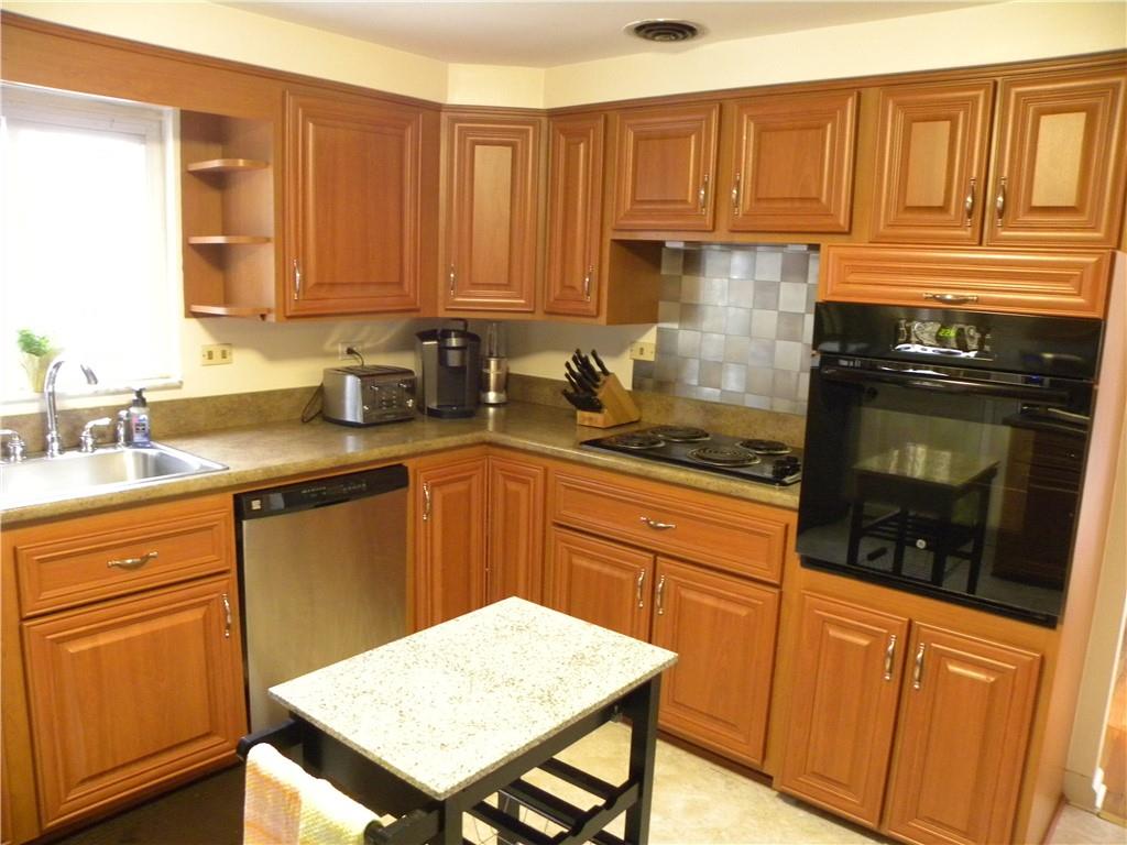 111 Washington Road Pittsburgh, PA 15221 - Photo 8 of 25 Gallery Image 8