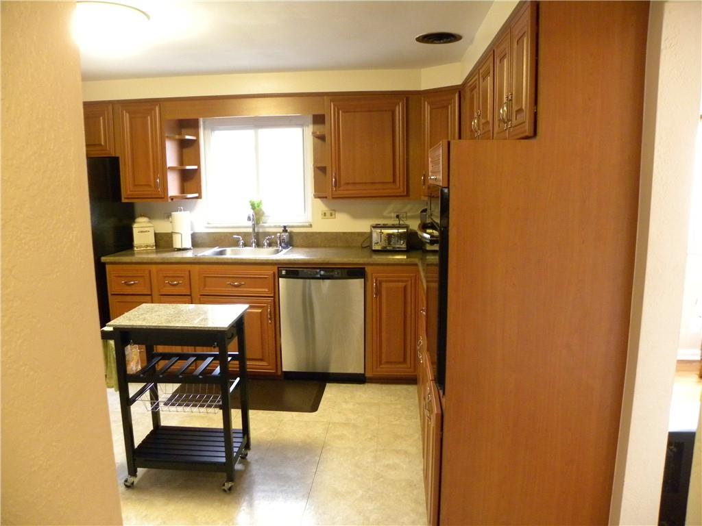 111 Washington Road Pittsburgh, PA 15221 - Photo 10 of 25 Gallery Image 10