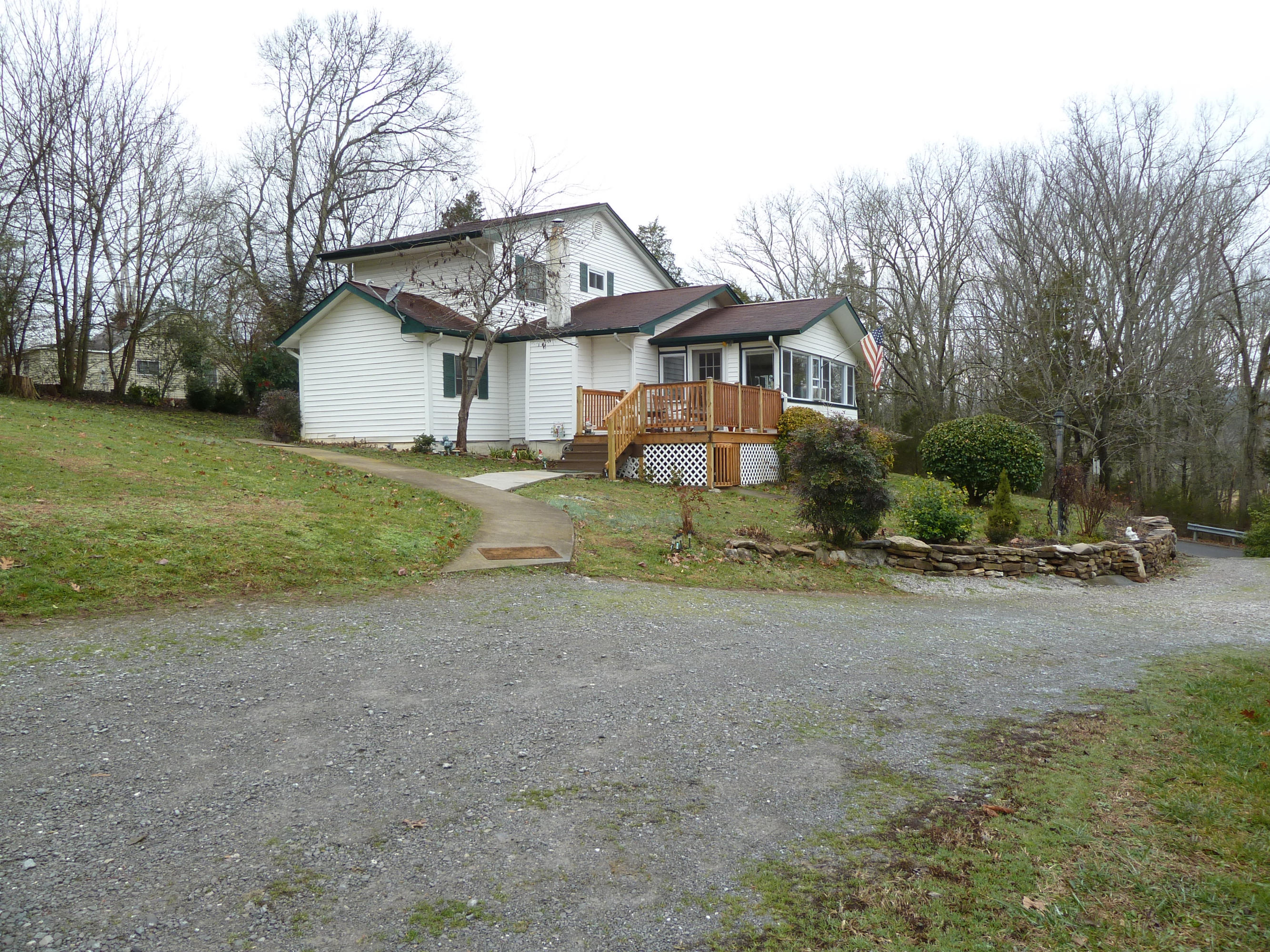 1574 Mountain Road Andersonville, TN 37705 - Photo 22 of 24 P1140057