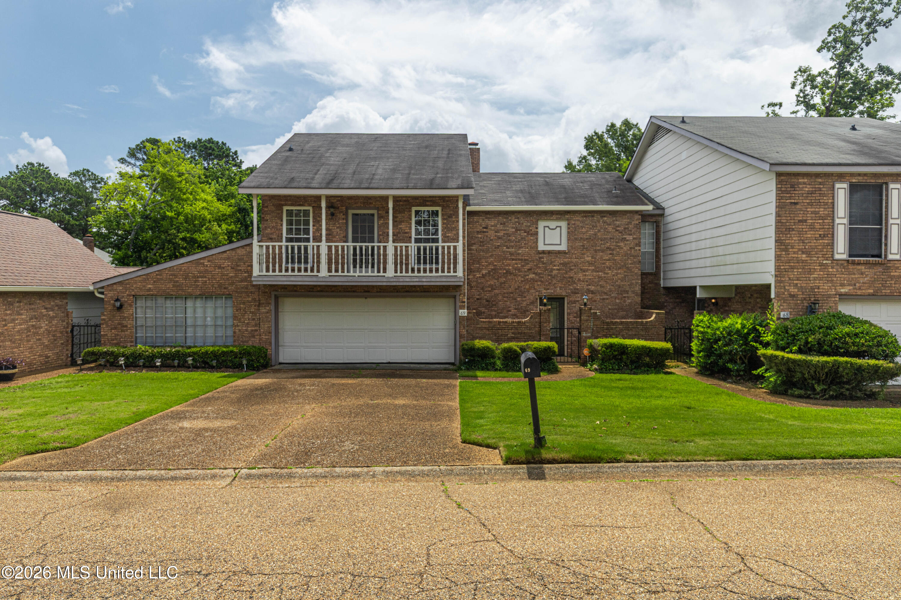 69 Sycamore Lane Brandon, MS 39042 - Photo 3 of 30 IMG_9225