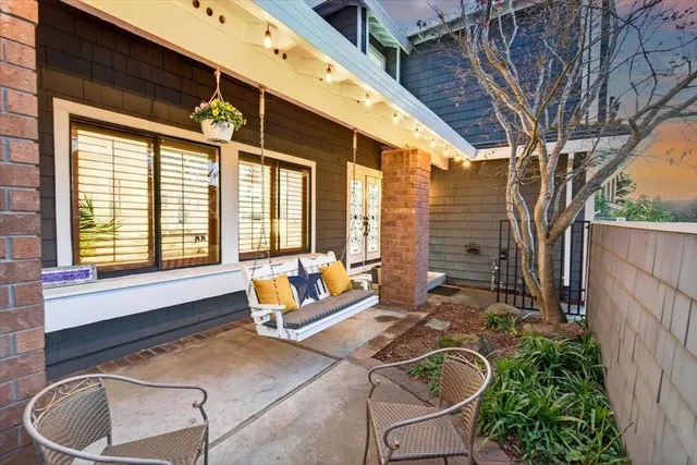 $1,975,000 | 4308 Viewcrest Court, Oakland, CA 94619