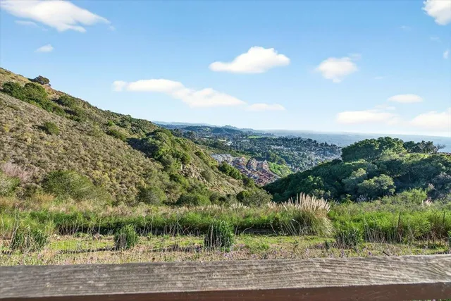 $1,975,000 | 4308 Viewcrest Court, Oakland, CA 94619