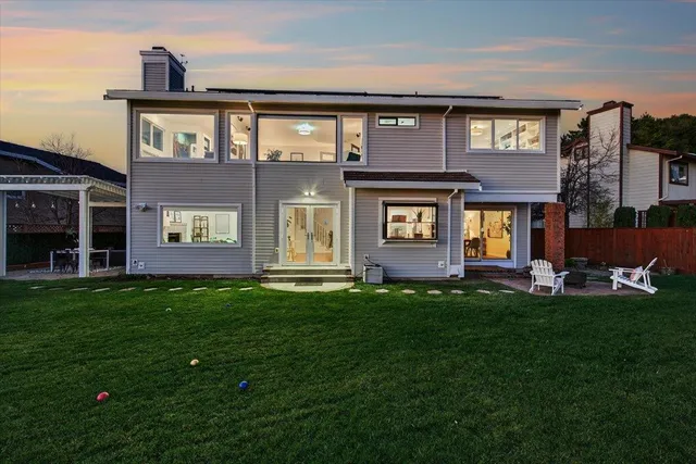 $1,975,000 | 4308 Viewcrest Court, Oakland, CA 94619