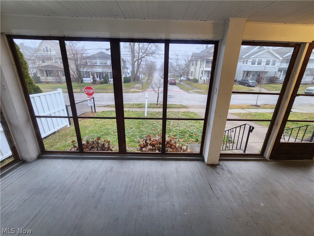 1238 Webb Road Lakewood, OH 44107 - Photo 31 of 33