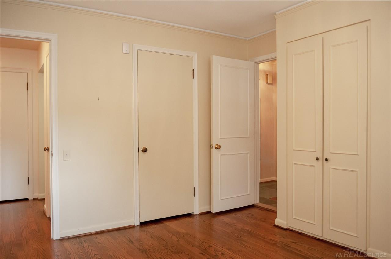 311 Lothrop Road Grosse Pointe, MI 48236 - Photo 21 of 41 50023070-20.JPG