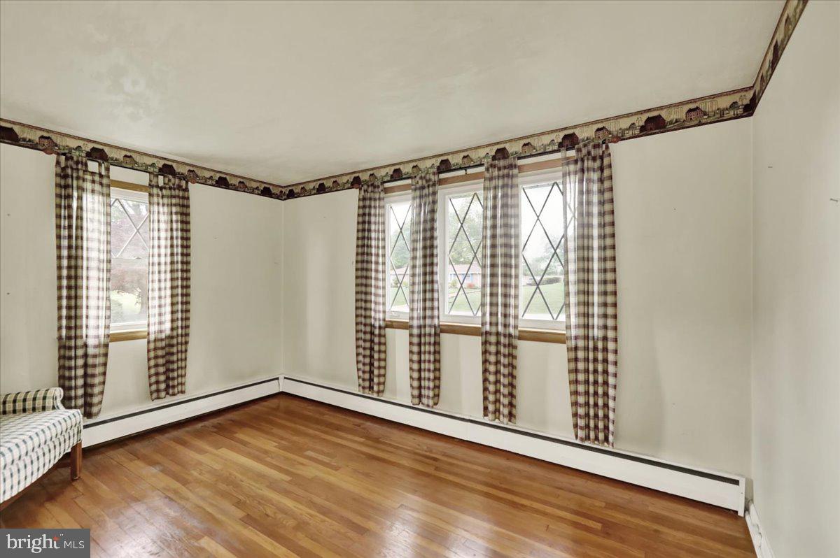 921 Spring City Road Phoenixville, PA 19460 - Photo 28 of 47