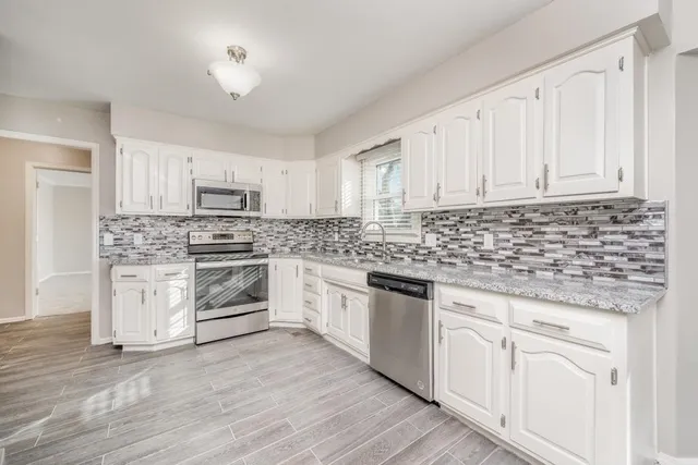 $349,999 | 2420 North Winstead Circle, Wichita, KS 67226