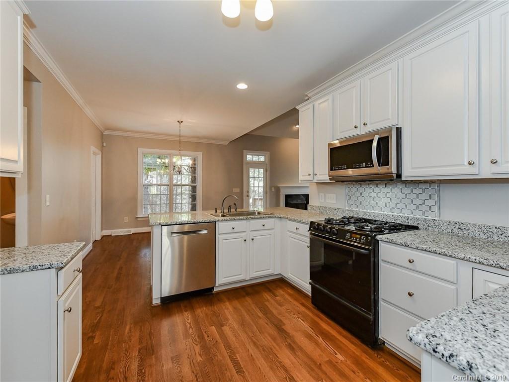 1209 Whitetail Drive Tega Cay, SC 29708 - Photo 12 of 36 Gallery Image 12