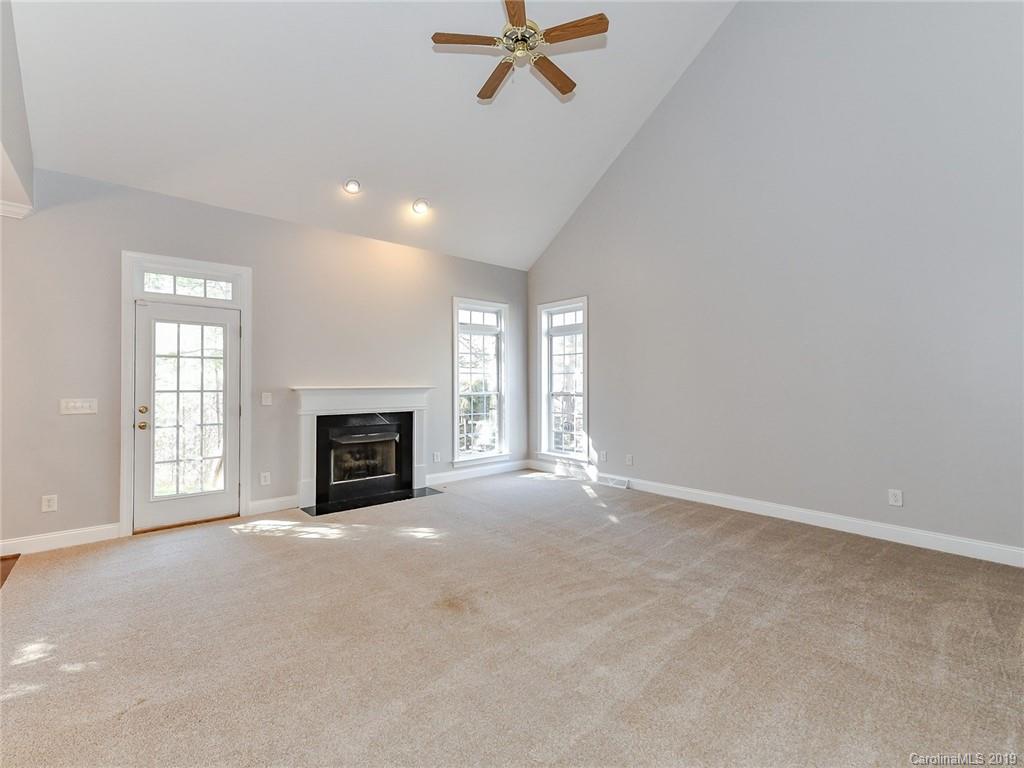 1209 Whitetail Drive Tega Cay, SC 29708 - Photo 15 of 36 Gallery Image 15