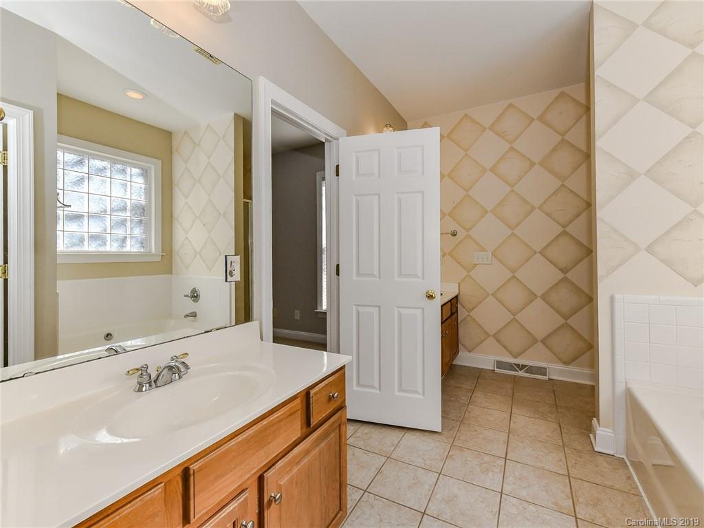 1209 Whitetail Drive Tega Cay, SC 29708 - Photo 23 of 36 Gallery Image 23