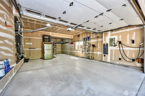 $1,950,000 | 9650 222nd Court Northeast, Redmond, WA 98053