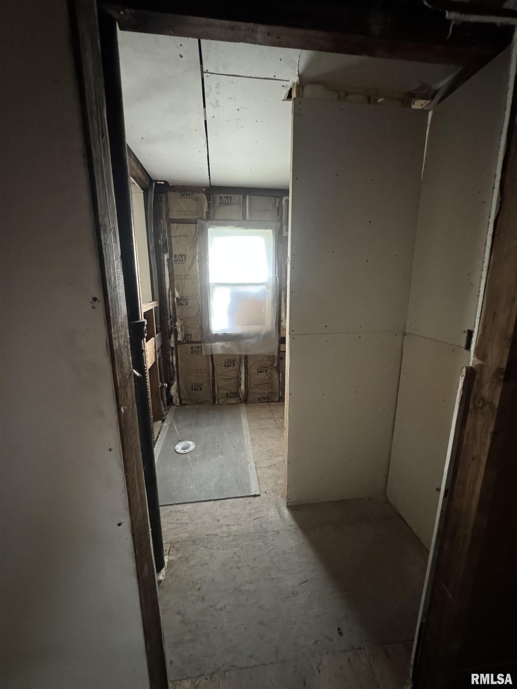2058 East Jackson Street Springfield, IL 62703 - Photo 6 of 8