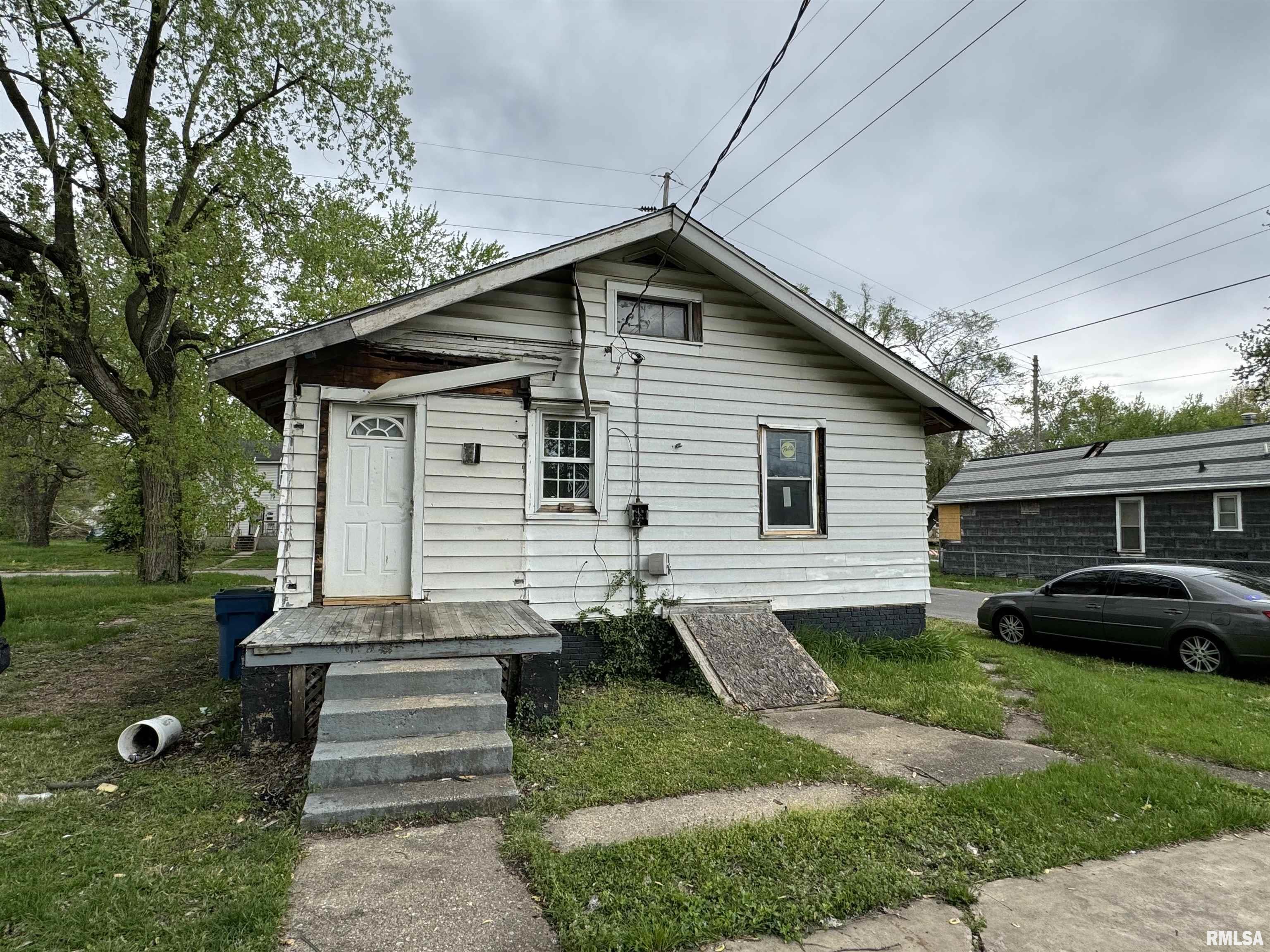2058 East Jackson Street Springfield, IL 62703 - Photo 8 of 8