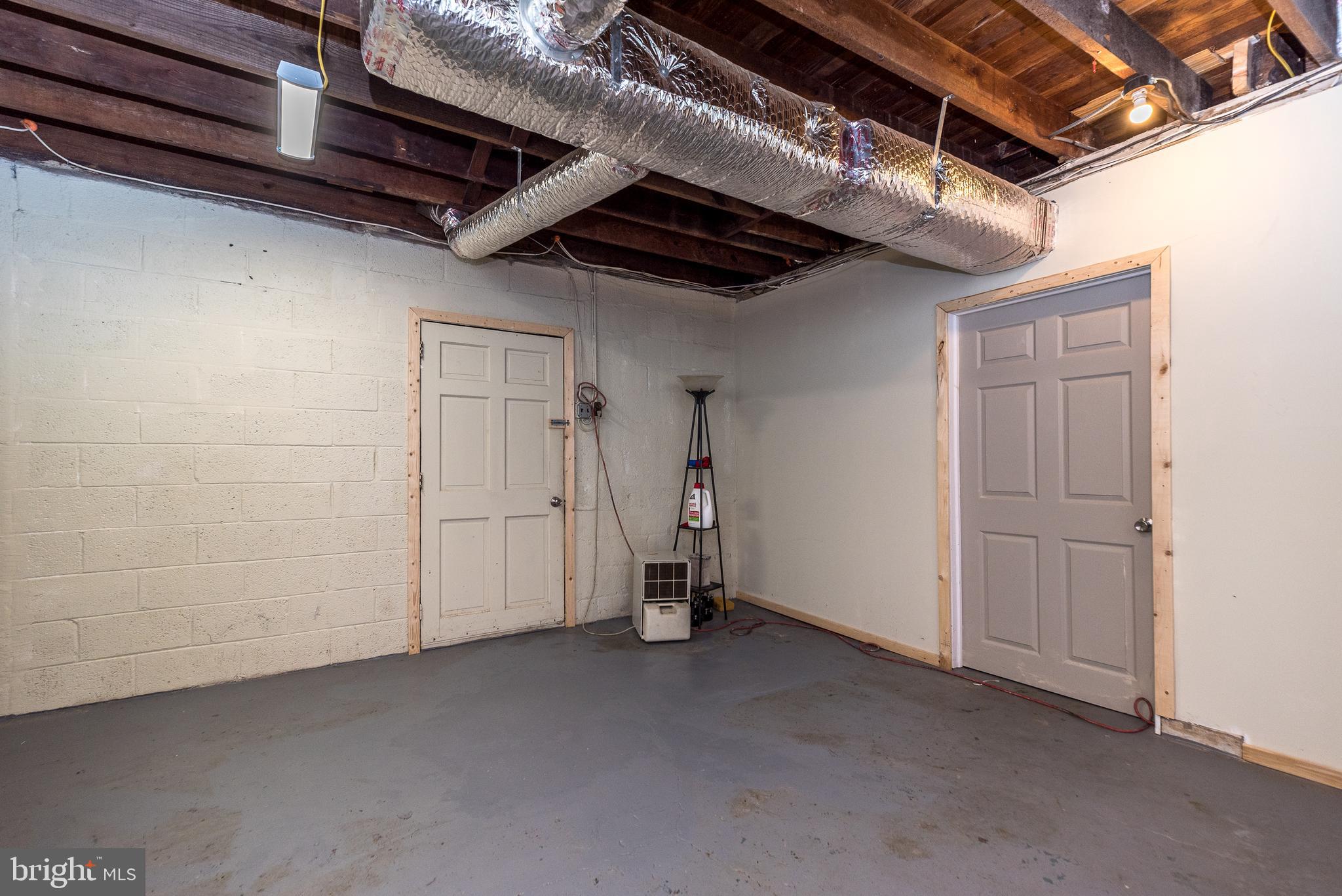 404 Dresher Road, Unit C Horsham, PA 19044 - Photo 20 of 25 Basement with laundry room.