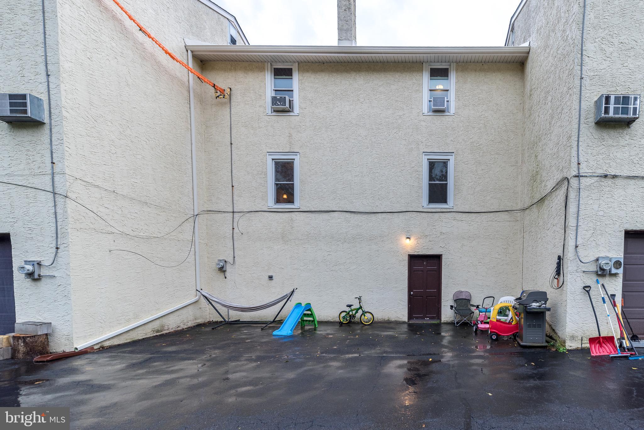 404 Dresher Road, Unit C Horsham, PA 19044 - Photo 22 of 25 Rear of property with additional parking.