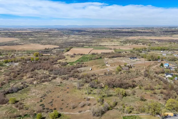 $425,000 | 4371 North 1200 East, Buhl, ID 83316