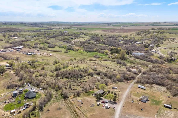 $425,000 | 4371 North 1200 East, Buhl, ID 83316