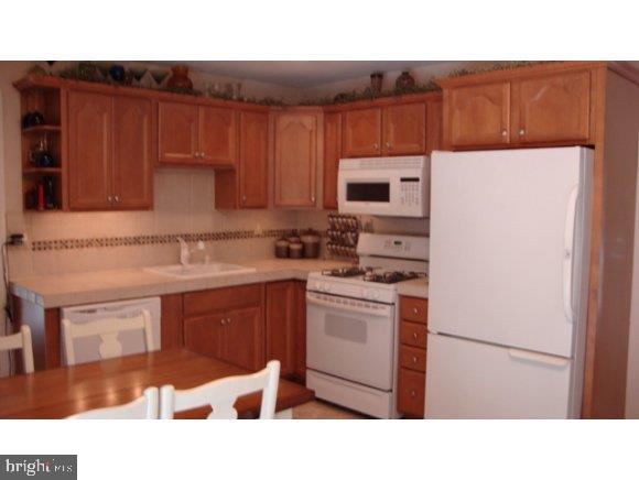 235 Birch Road Tuckerton, NJ 08087 - Photo 3 of 15 Gallery Image 3