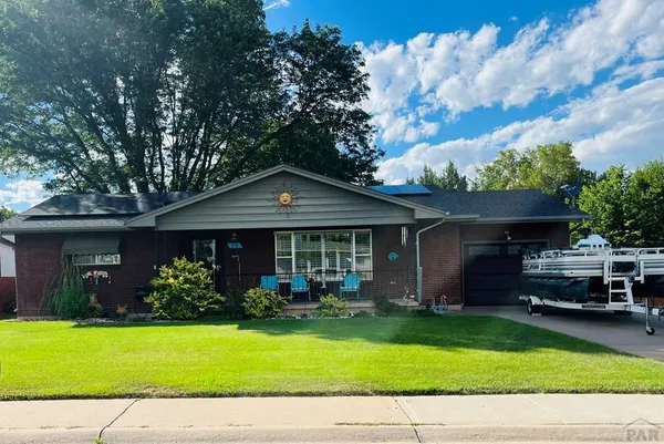 $345,000 | 15 Stanford Avenue, Pueblo, CO 81005