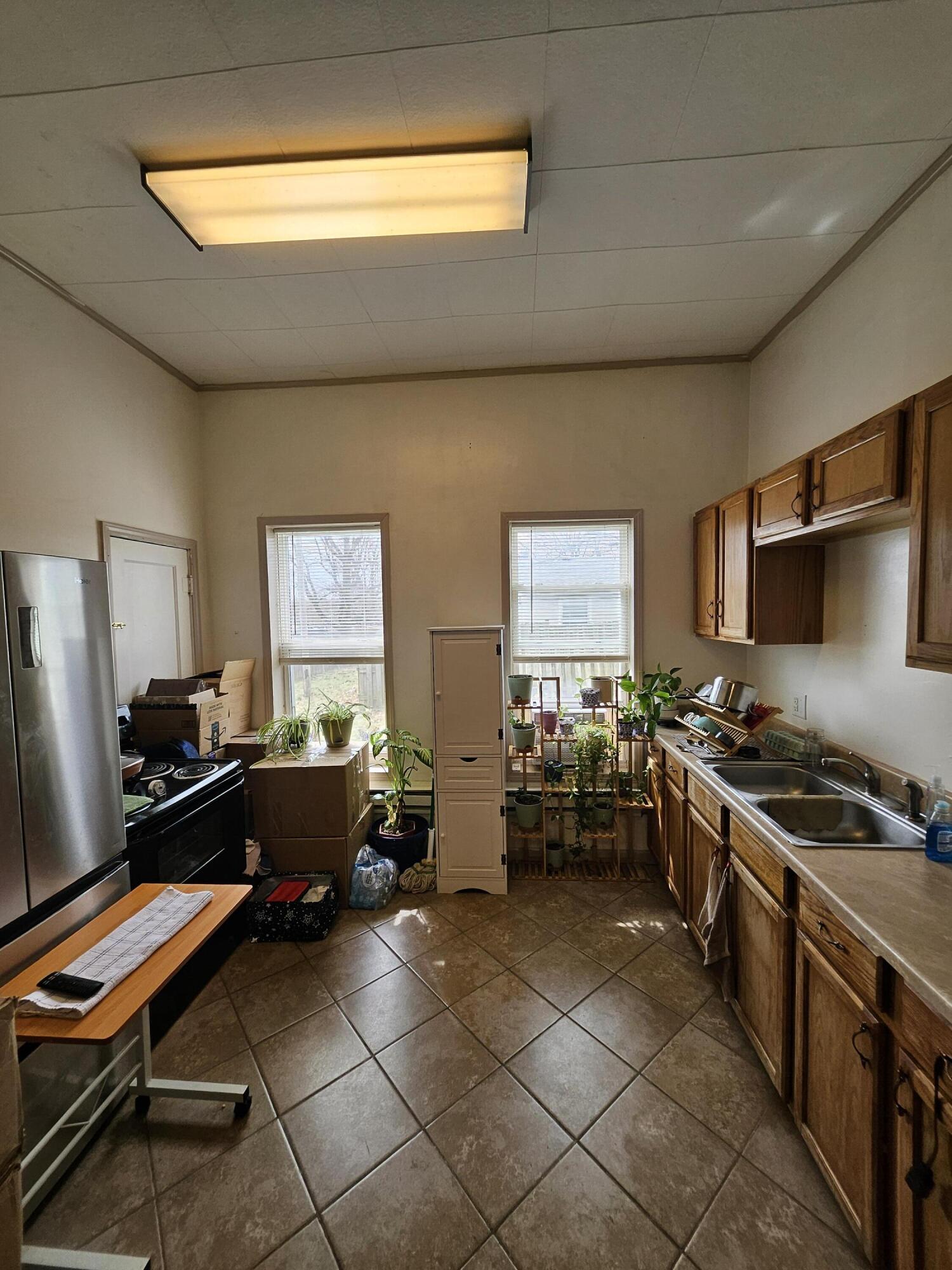 505 9th Street Monett, MO 65708 - Photo 6 of 26 20250321_121416