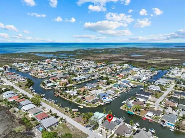 $634,900 | 7239 Southwind Drive, Hudson, FL 34667