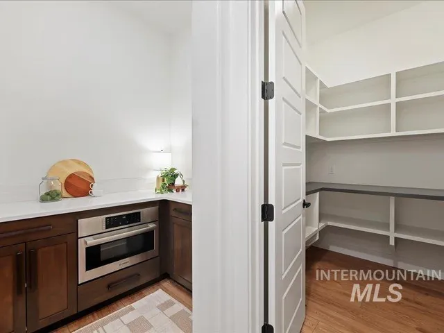 $1,049,000 | 3882 West Haverhill Street, Eagle, ID 83616