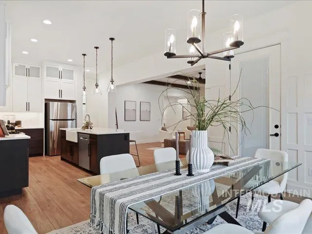 $1,049,000 | 3882 West Haverhill Street, Eagle, ID 83616