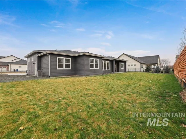 $1,049,000 | 3882 West Haverhill Street, Eagle, ID 83616
