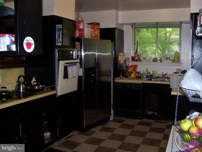 11104 Bybee Street Silver Spring, MD 20902 - Photo 2 of 10 Kitchen