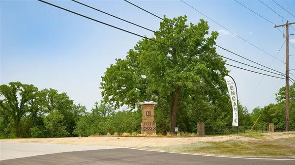 $320,000 | 8017 Alegre Court, Azle, TX 76020