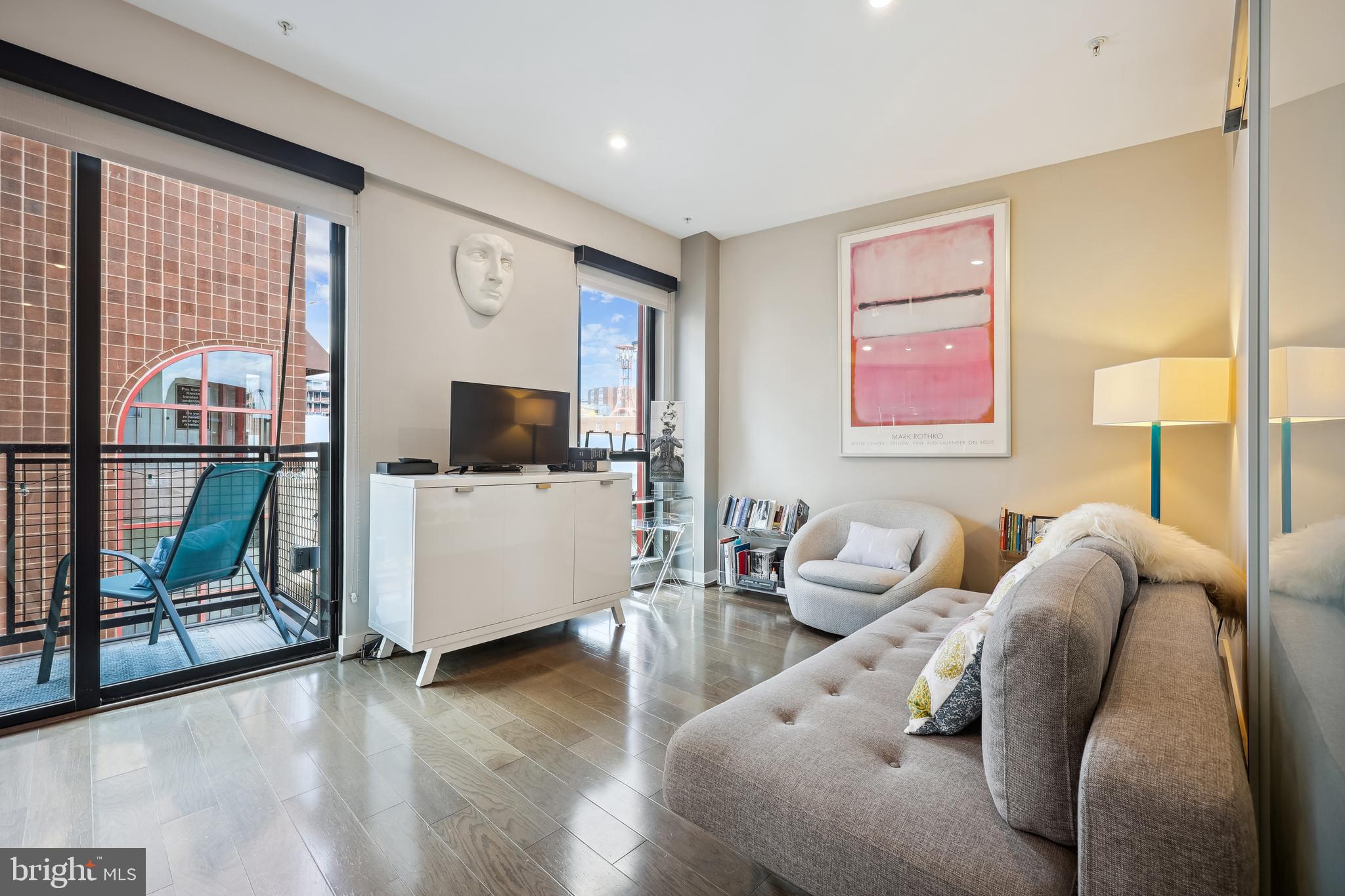 1320 Fenwick Lane, Unit 609 Silver Spring, MD 20910 - Photo 7 of 46 Living Area